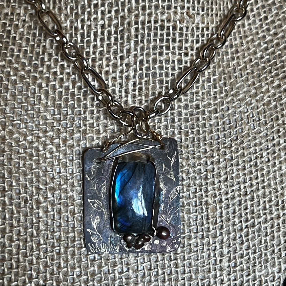 Labradorite Handmade Pendant